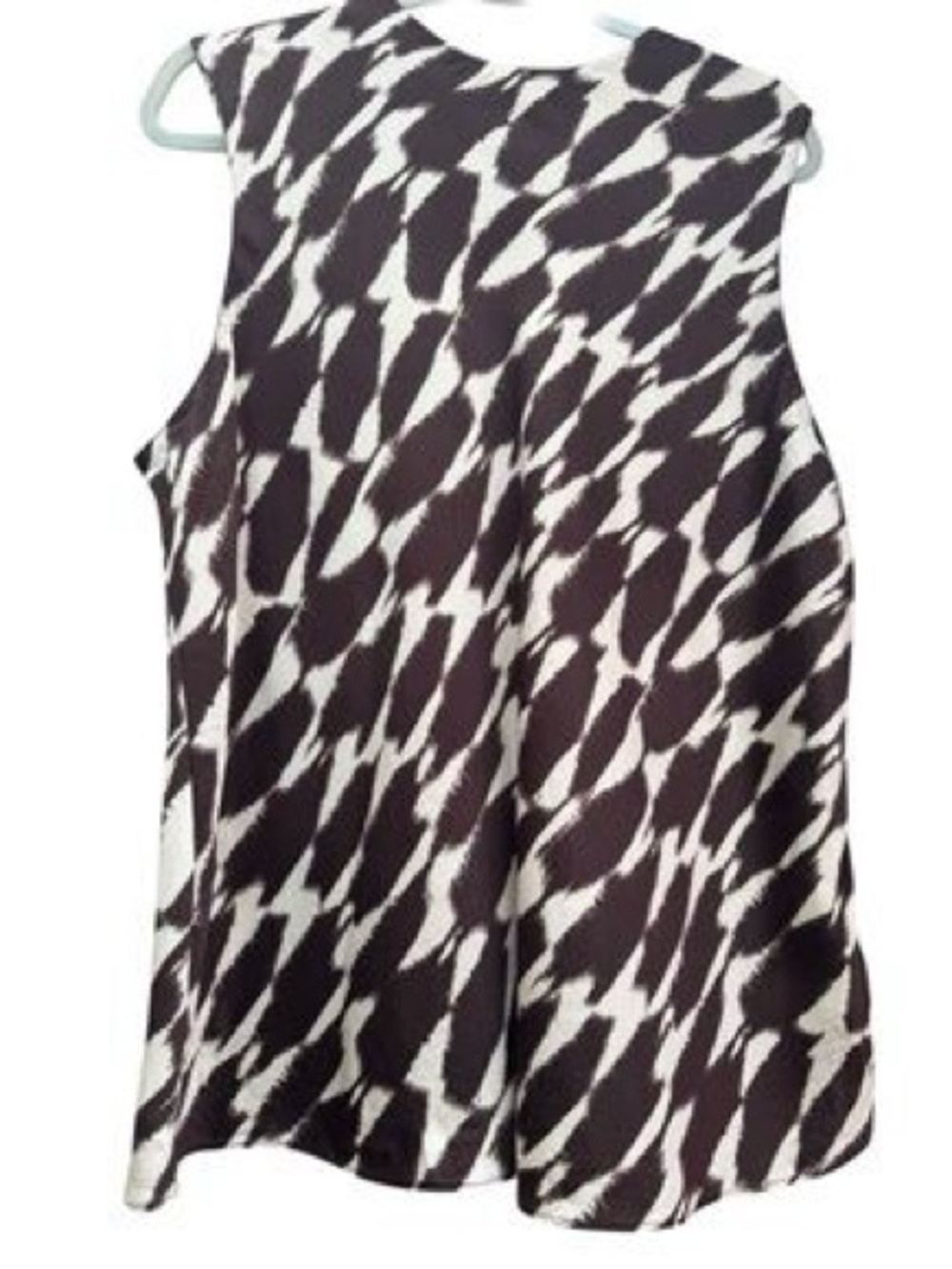 Banana Republic Black and Cream Silk Printed Sleeveless Top